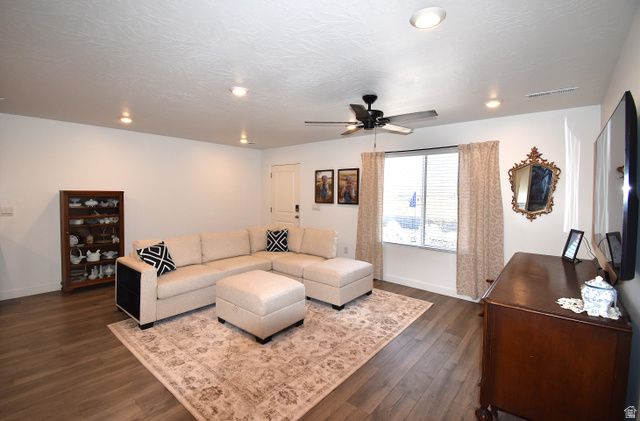 1369 S POLE CREEK LN, Washington, UT 84780