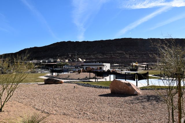 1369 S POLE CREEK LN, Washington, UT 84780