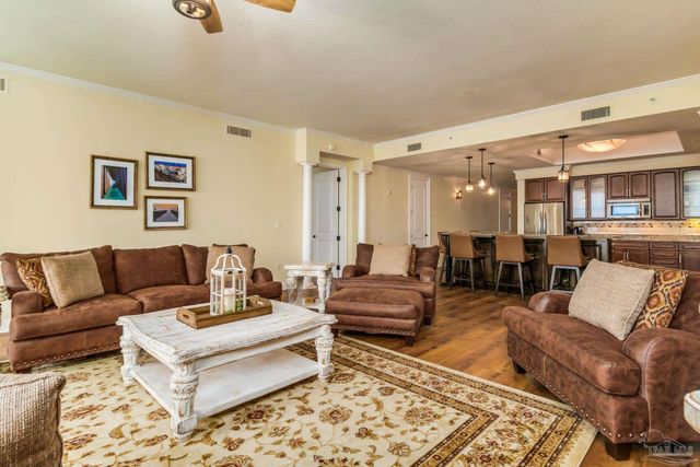 14500 River Rd 406, Pensacola, FL 32507