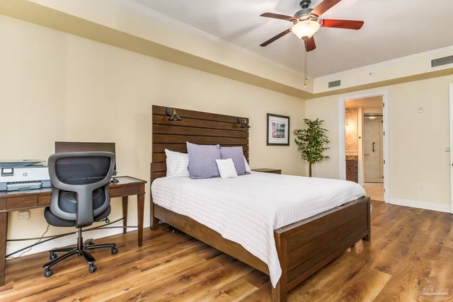 14500 River Rd 406, Pensacola, FL 32507