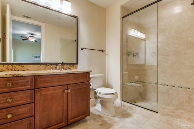 14500 River Rd 406, Pensacola, FL 32507