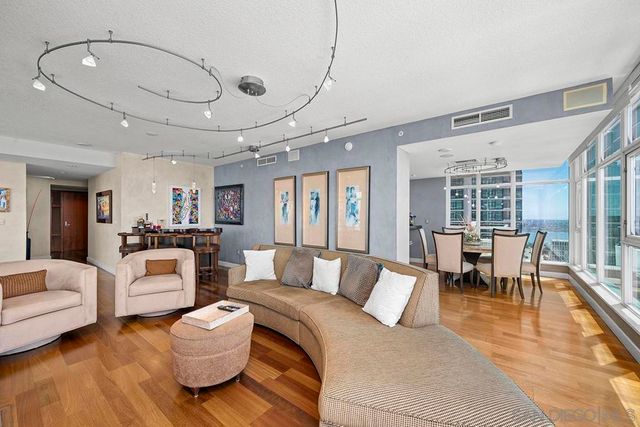 1205 Pacific Hwy 3101, San Diego, CA 92101