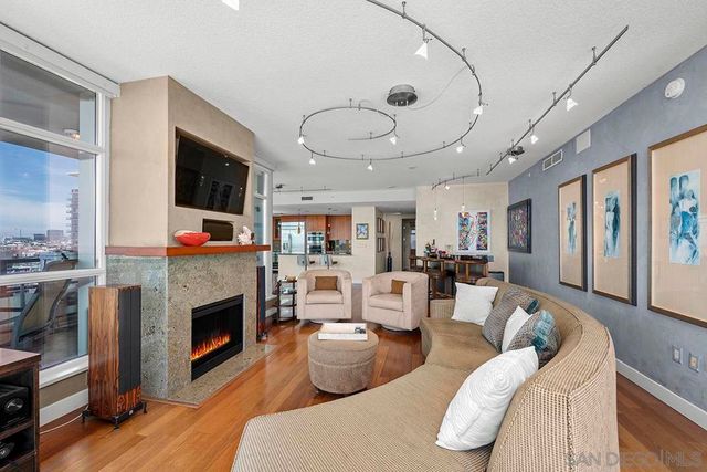 1205 Pacific Hwy 3101, San Diego, CA 92101