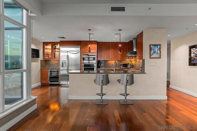 1205 Pacific Hwy 3101, San Diego, CA 92101