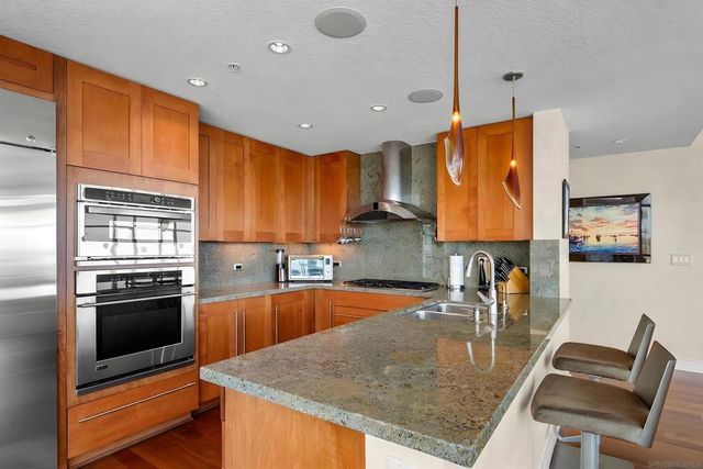 1205 Pacific Hwy 3101, San Diego, CA 92101