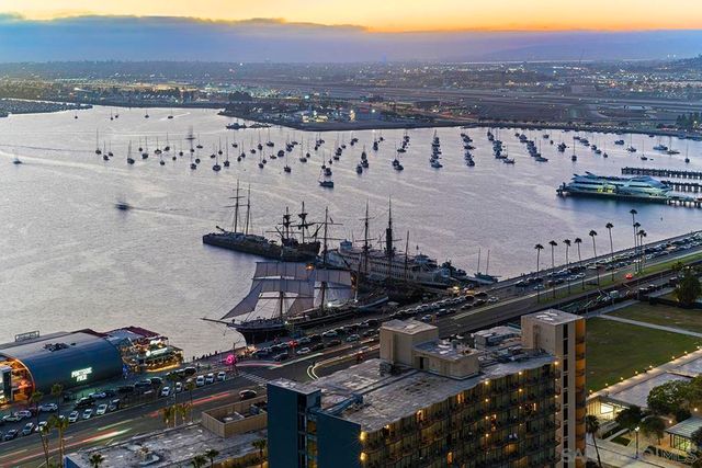 1205 Pacific Hwy 3101, San Diego, CA 92101