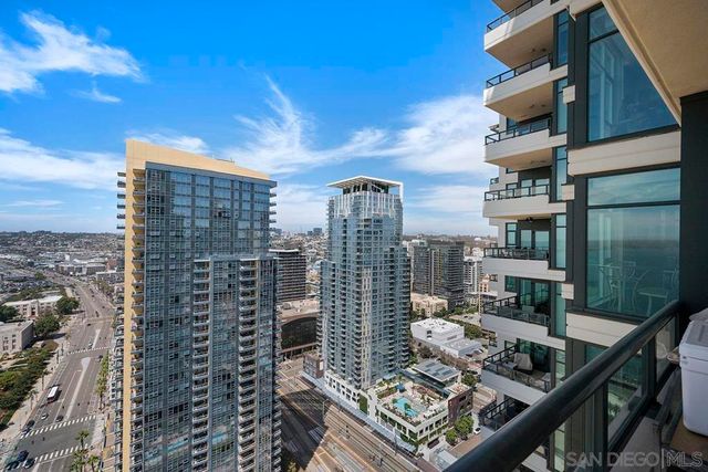 1205 Pacific Hwy 3101, San Diego, CA 92101