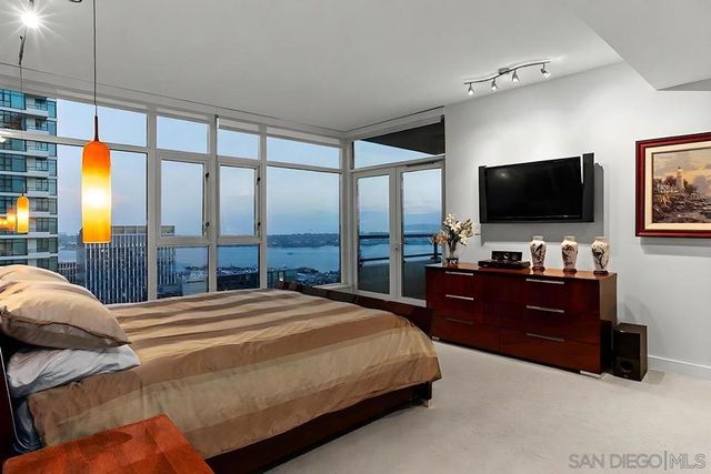 1205 Pacific Hwy 3101, San Diego, CA 92101