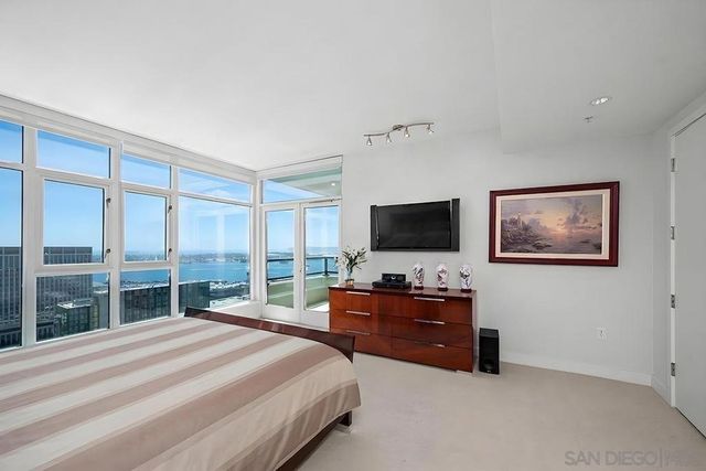 1205 Pacific Hwy 3101, San Diego, CA 92101