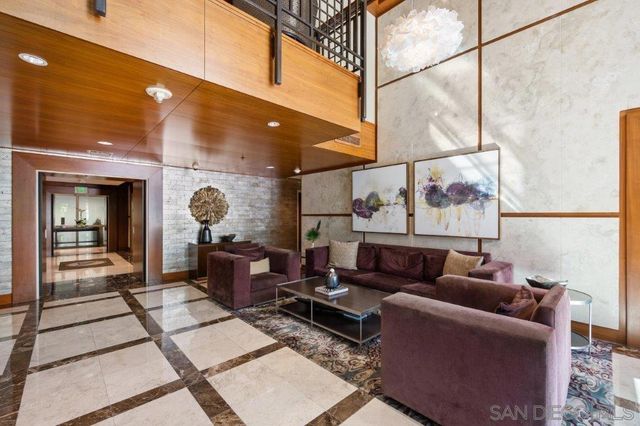 1205 Pacific Hwy 3101, San Diego, CA 92101