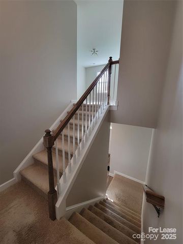 5806 Clan Maclaine Drive, Charlotte, NC 28278