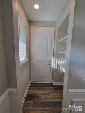 5806 Clan Maclaine Drive, Charlotte, NC 28278