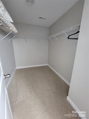 5806 Clan Maclaine Drive, Charlotte, NC 28278