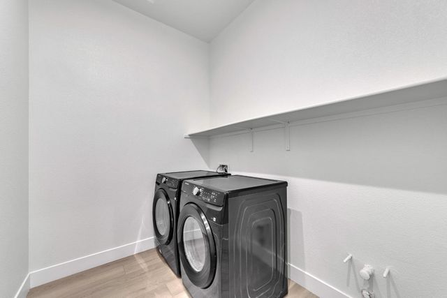 3385 Rock Springs Ranch Dr, Folsom, CA 95630