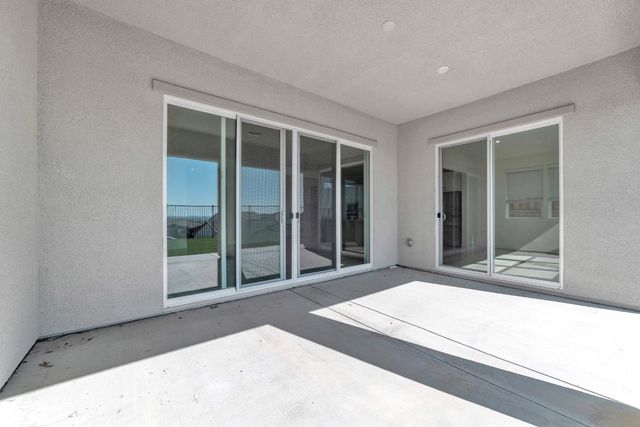 3385 Rock Springs Ranch Dr, Folsom, CA 95630