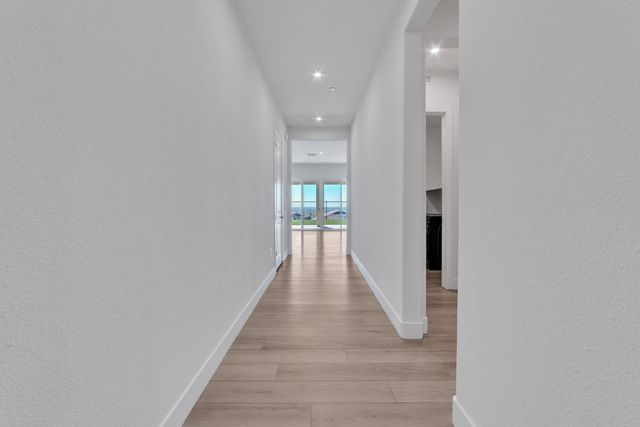 3385 Rock Springs Ranch Dr, Folsom, CA 95630