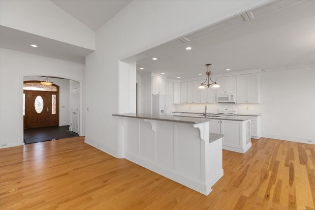 37580 Lakeshore Drive, Harrison Twp, MI 48045