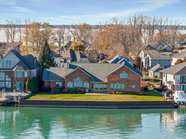 37580 Lakeshore Drive, Harrison Twp, MI 48045