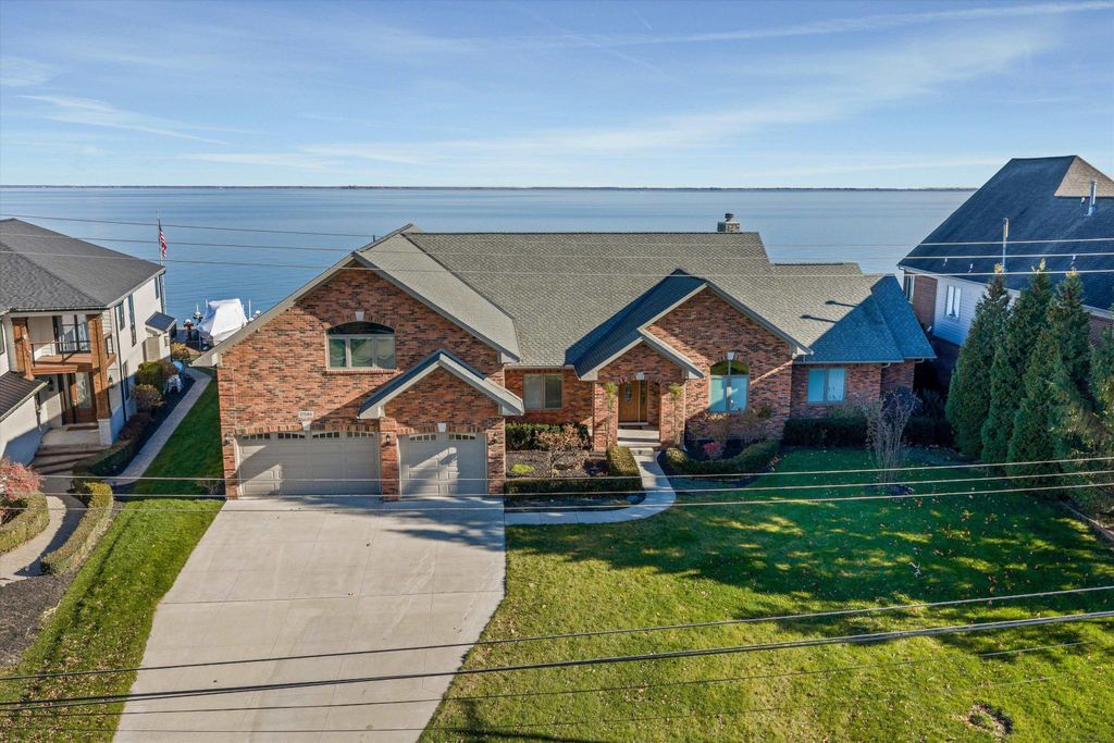 37580 Lakeshore Drive, Harrison Twp, MI 48045
