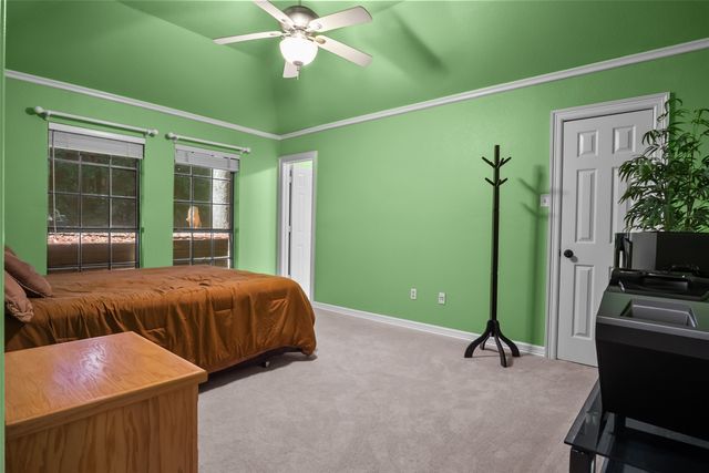 4922 Canberra Lane, Arlington, TX 76017