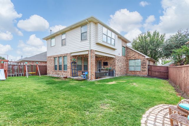 2745 Sunlight Drive, Little Elm, TX 75068
