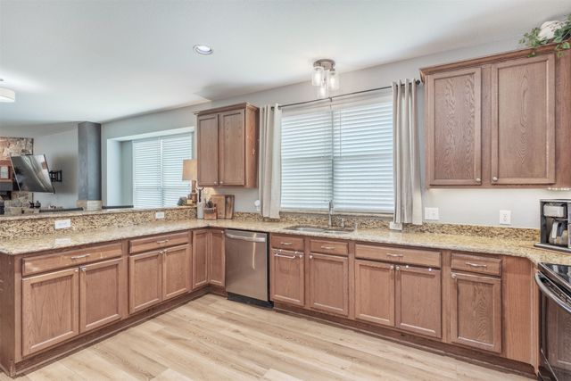 2745 Sunlight Drive, Little Elm, TX 75068