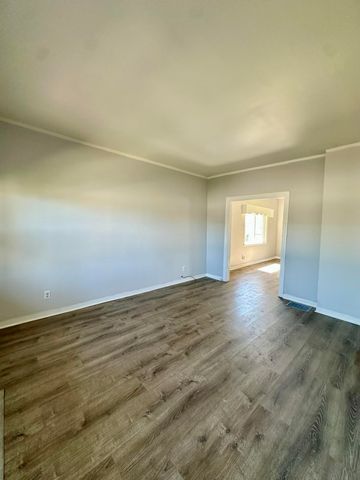 814 Summer Street, Hammond, IN 46320