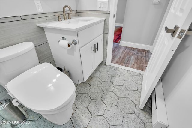 81 Falmouth Avenue, 72, Whiting, NJ 08759