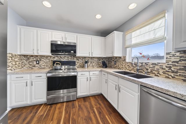 1026 Patmore Ln, Hendersonville, TN 37075