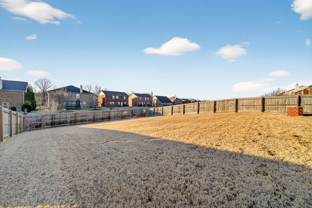 1026 Patmore Ln, Hendersonville, TN 37075