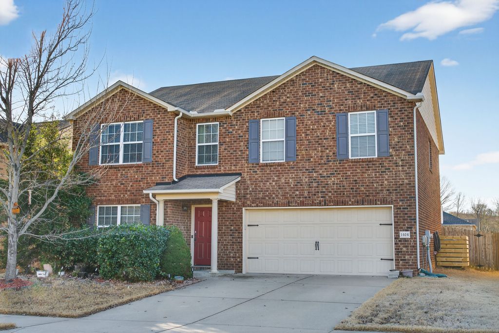 1026 Patmore Ln, Hendersonville, TN 37075