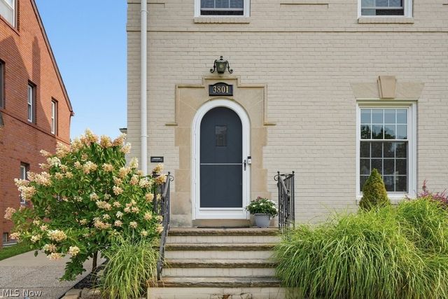 3801 Washington Boulevard, University Heights, OH 44118
