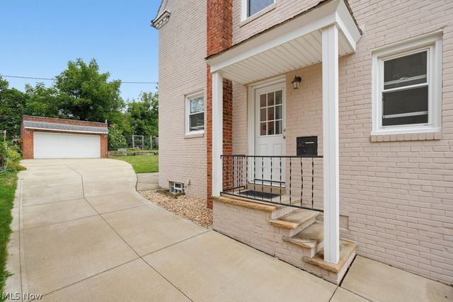 3801 Washington Boulevard, University Heights, OH 44118