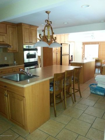 3 Cypress Avenue, Oakhurst, NJ 07755