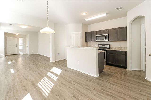 3816 Avalon Lane, Conroe, TX 77301