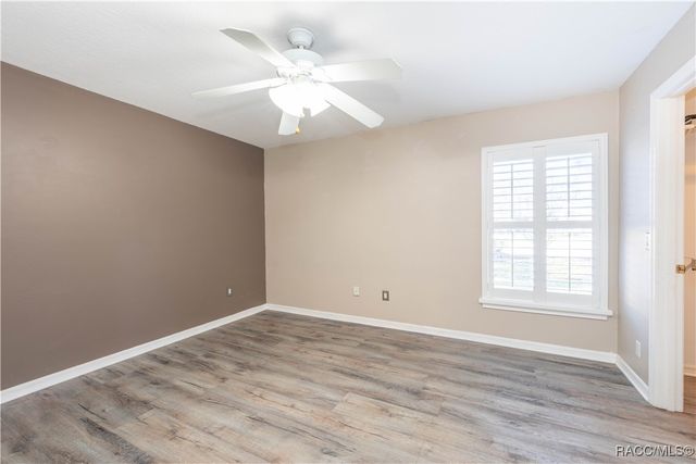 1 W Byrsonima Loop, Homosassa, FL 34446