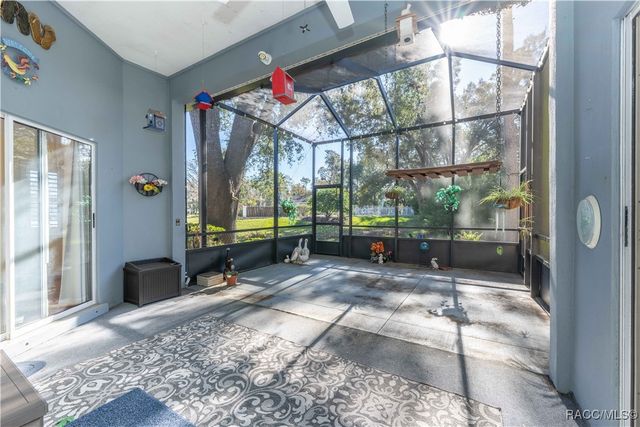 1 W Byrsonima Loop, Homosassa, FL 34446