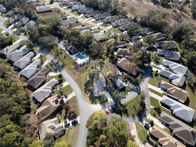 1 W Byrsonima Loop, Homosassa, FL 34446