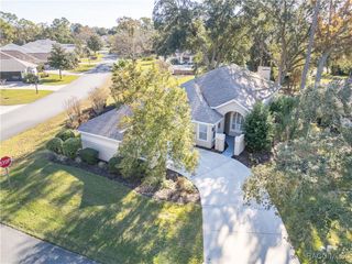 1 W Byrsonima Loop, Homosassa, FL 34446