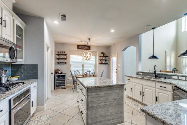 824 Mist Flower Drive, Little Elm, TX 75068