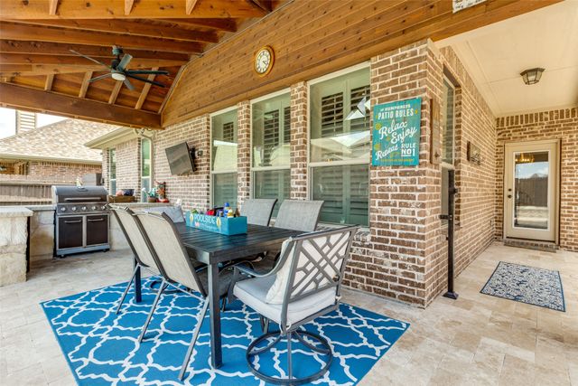 824 Mist Flower Drive, Little Elm, TX 75068