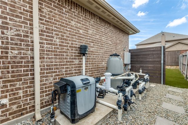 824 Mist Flower Drive, Little Elm, TX 75068