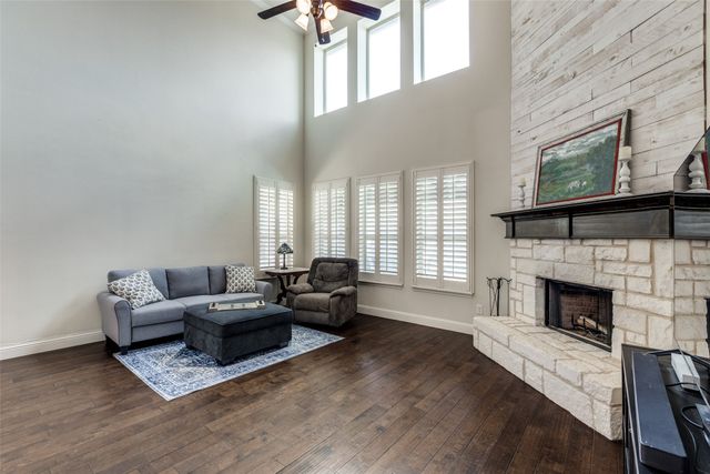 824 Mist Flower Drive, Little Elm, TX 75068