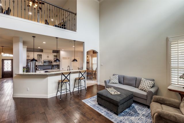 824 Mist Flower Drive, Little Elm, TX 75068