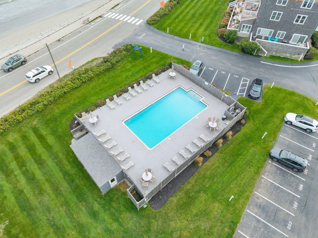 143 Beach Avenue 205, Kennebunk, ME 04043 — photo 5