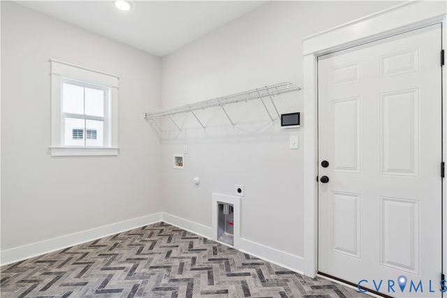 9004 Santee Ln, Mechanicsville, VA 23111