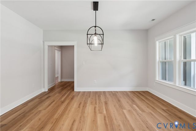 9004 Santee Ln, Mechanicsville, VA 23111