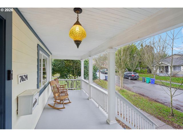 7624 Se MORRISON St, Portland, OR 97215
