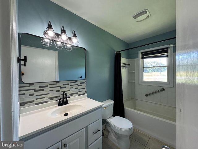 3404 CHURCHVILLE RD, Aberdeen, MD 21001