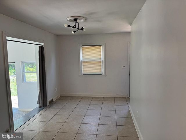 3404 CHURCHVILLE RD, Aberdeen, MD 21001